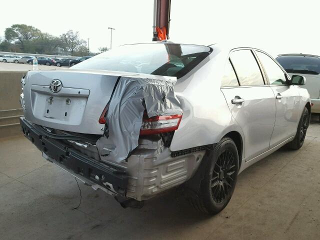 4T1BF3EK9AU546403 - 2010 TOYOTA CAMRY BASE ვერცხლისფერი ფოტო 4