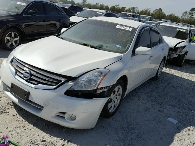 1N4AL2AP2BN429784 - 2011 NISSAN ALTIMA BAS WHITE photo 2