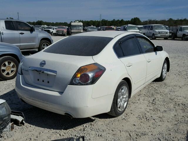 1N4AL2AP2BN429784 - 2011 NISSAN ALTIMA BAS WHITE photo 4