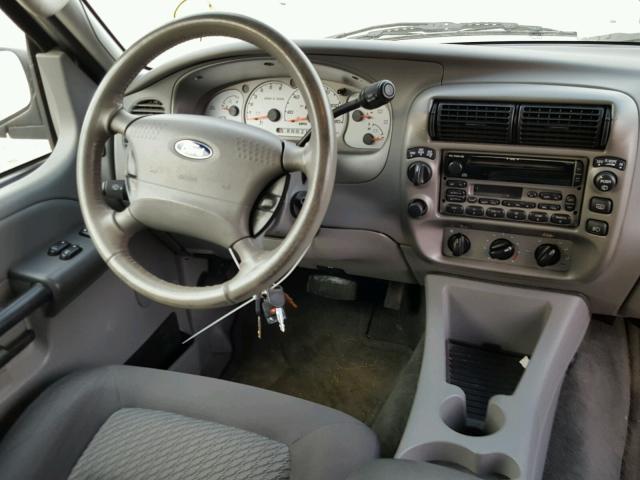 1FMZU70E33UB72855 - 2003 FORD EXPLORER S SILVER photo 9