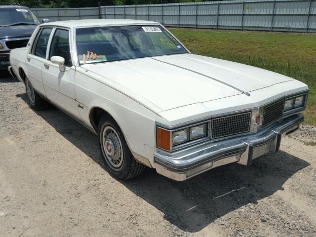 1G3BN69Y5F9039449 - 1985 OLDSMOBILE DELTA 88 R WHITE photo 1