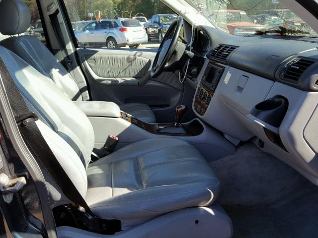 4JGAB72E6YA217909 - 2000 MERCEDES-BENZ ML 430 黑色 照片 5