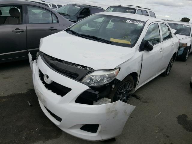 1NXBU40E29Z019571 - 2009 TOYOTA COROLLA BA WHITE photo 2