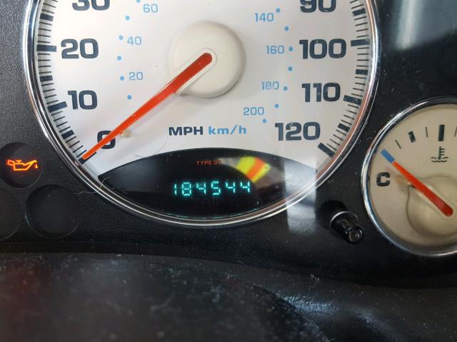 1J8GK38K13W558000 - 2003 JEEP LIBERTY RE 绿色 照片 8