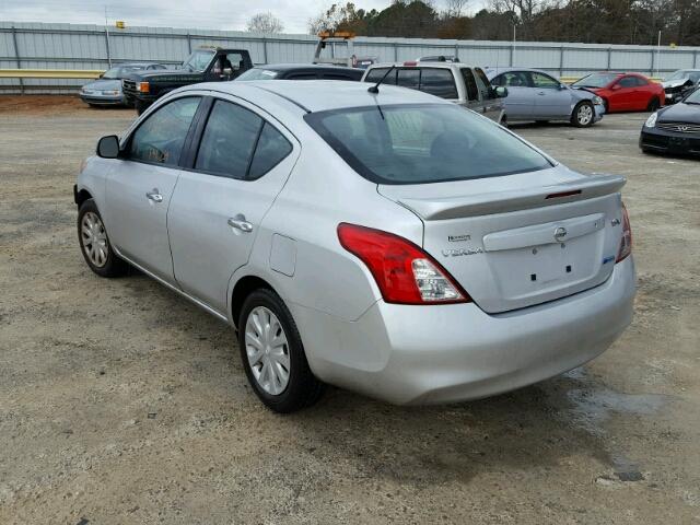 3N1CN7AP7DL864395 - 2013 NISSAN VERSA S SILVER photo 3