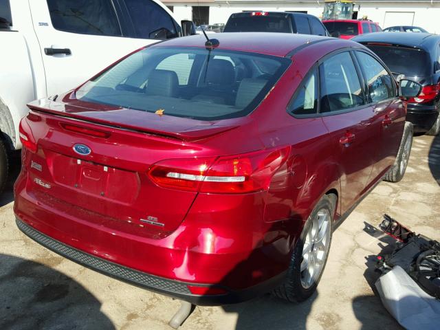 1FADP3F20FL268437 - 2015 FORD FOCUS SE RED photo 4