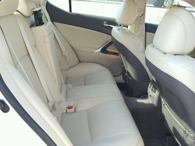 JTHBK262695090406 - 2009 LEXUS IS 250 WHITE photo 6