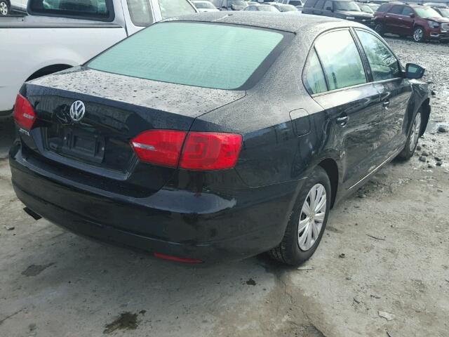3VW2K7AJ0EM318396 - 2014 VOLKSWAGEN JETTA BASE BLACK photo 4