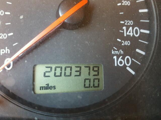 WVWEH63B91E000713 - 2001 VOLKSWAGEN PASSAT GLX 白色 照片 8