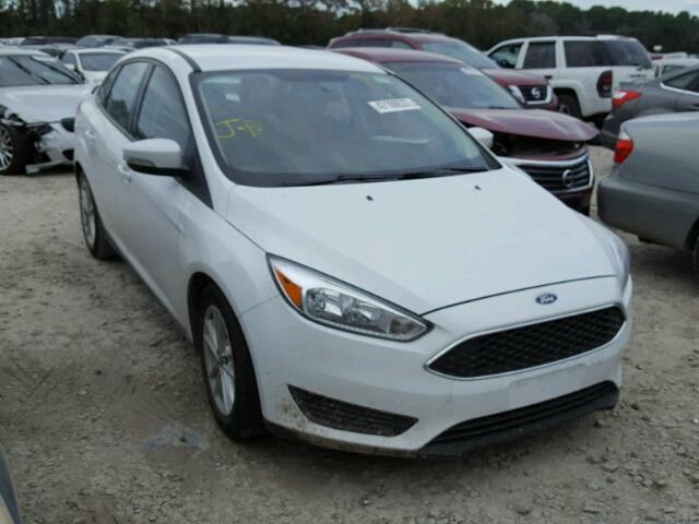 1FADP3F22GL276475 - 2016 FORD FOCUS SE WHITE photo 1