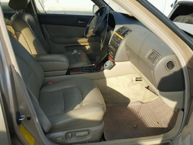 JT8BH28F0W0121060 - 1998 LEXUS LS 400 GOLD photo 5