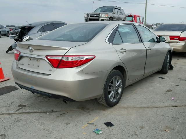 4T1BF1FK6GU200885 - 2016 TOYOTA CAMRY LE SILVER photo 4