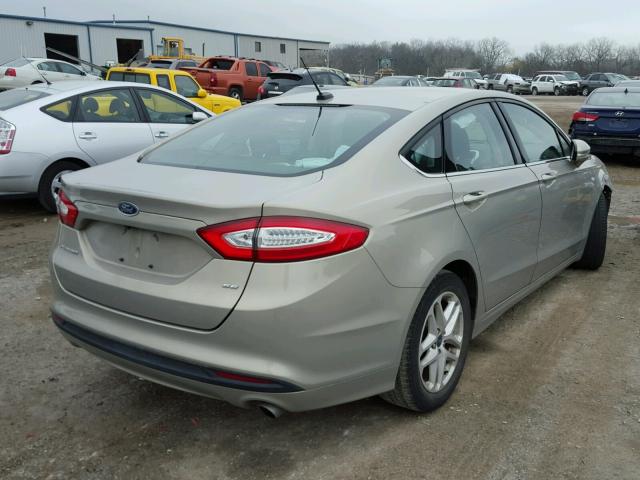 3FA6P0H78FR149844 - 2015 FORD FUSION SE GOLD photo 4