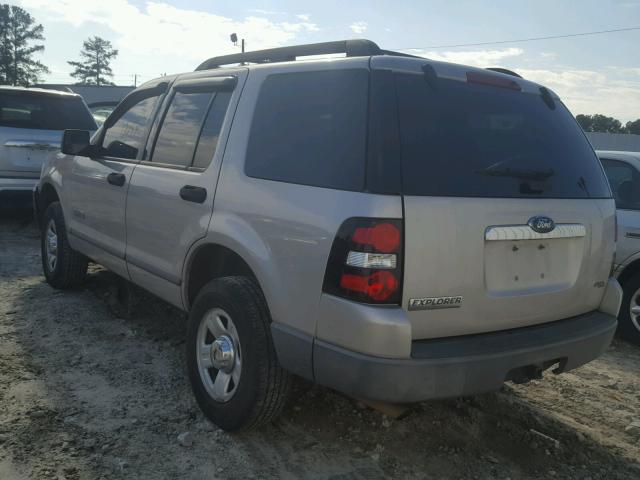 1FMEU62E76UA23391 - 2006 FORD EXPLORER X SILVER photo 3