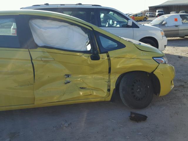 3HGGK5H52FM774893 - 2015 HONDA FIT LX YELLOW photo 9