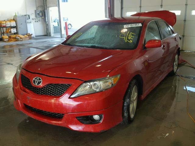 4T1BF3EKXBU146447 - 2011 TOYOTA CAMRY BASE RED photo 2