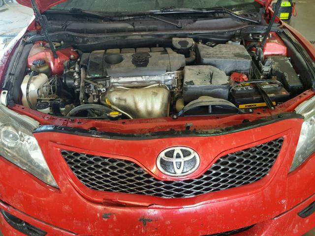 4T1BF3EKXBU146447 - 2011 TOYOTA CAMRY BASE RED photo 7