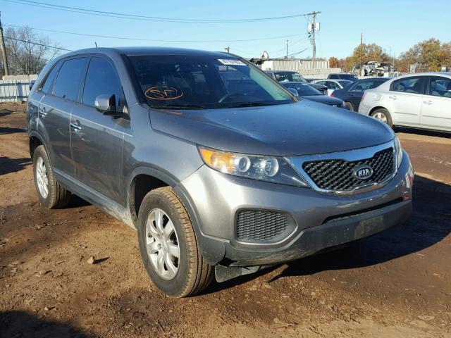 5XYKT3A17BG018551 - 2011 KIA SORENTO BA GRAY photo 1