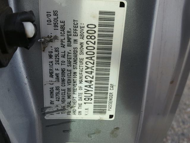 19UYA424X2A002800 - 2002 ACURA 3.2CL SILVER photo 10