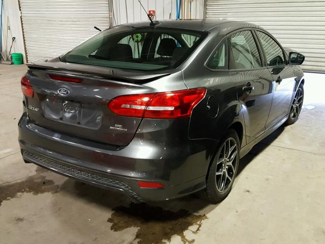 1FADP3F21FL231719 - 2015 FORD FOCUS SE GRAY photo 4