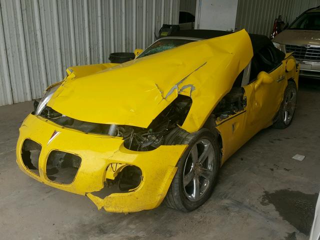 1G2MG35X27Y130365 - 2007 PONTIAC SOLSTICE G YELLOW photo 2