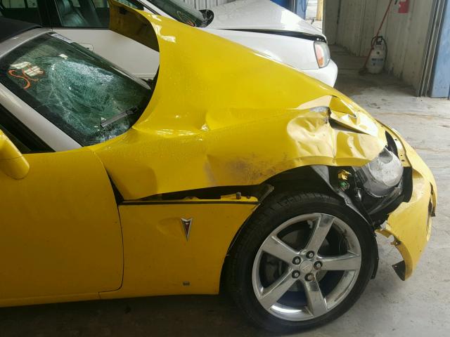 1G2MG35X27Y130365 - 2007 PONTIAC SOLSTICE G YELLOW photo 9