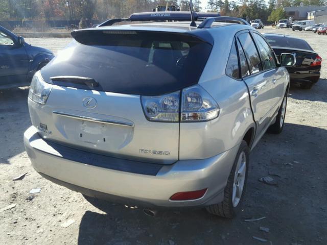 2T2HA31U35C067798 - 2005 LEXUS RX 330 SILVER photo 4