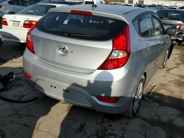 KMHCT5AE2EU189029 - 2014 HYUNDAI ACCENT GLS SILVER photo 4