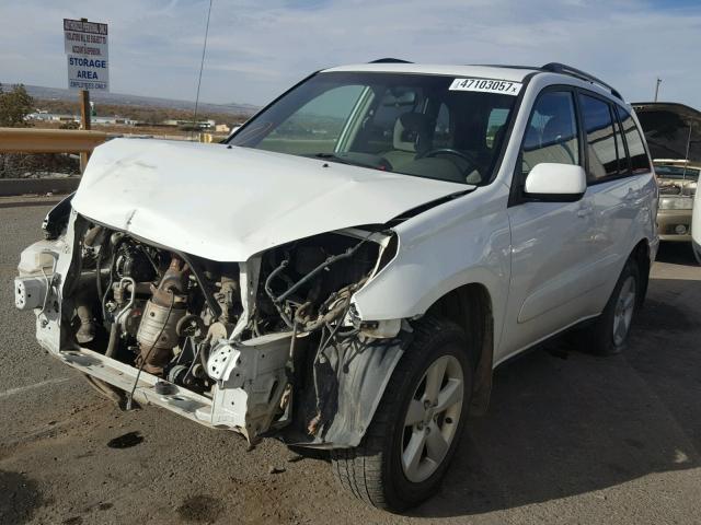 JTEHD20V150055638 - 2005 TOYOTA RAV4 WHITE photo 2