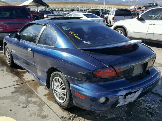 1G2JB124927407561 - 2002 PONTIAC SUNFIRE SE BLUE photo 3