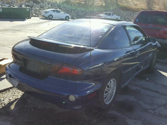 1G2JB124927407561 - 2002 PONTIAC SUNFIRE SE BLUE photo 4