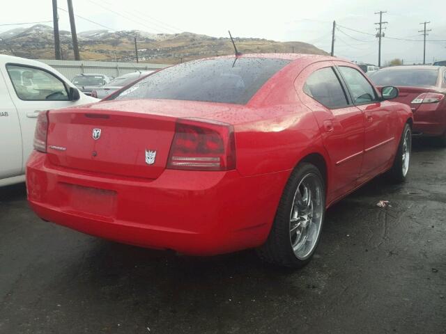 2B3KA43R78H194526 - 2008 DODGE CHARGER RED photo 4