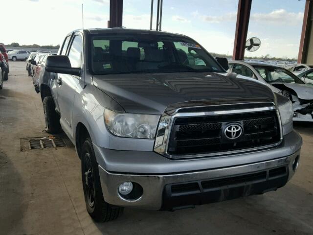 5TFRM5F10BX028822 - 2011 TOYOTA TUNDRA DOU SILVER photo 1