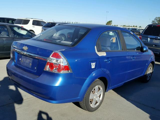 KL1TD56EX9B369040 - 2009 CHEVROLET AVEO LS BLUE photo 4
