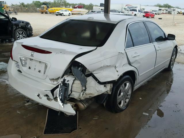 1HGCM56837A062445 - 2007 HONDA ACCORD EX WHITE photo 4