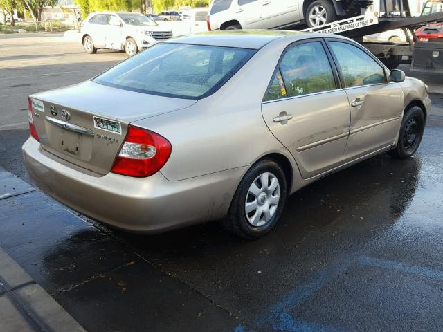 JTDBE32K120028743 - 2002 TOYOTA CAMRY LE თაფლისფერი ფოტო 4