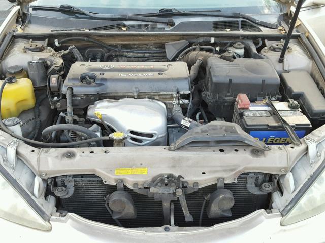 JTDBE32K120028743 - 2002 TOYOTA CAMRY LE თაფლისფერი ფოტო 7