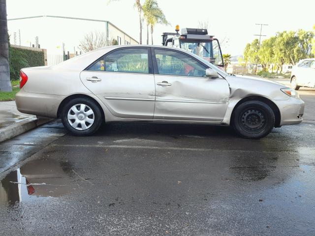 JTDBE32K120028743 - 2002 TOYOTA CAMRY LE თაფლისფერი ფოტო 9