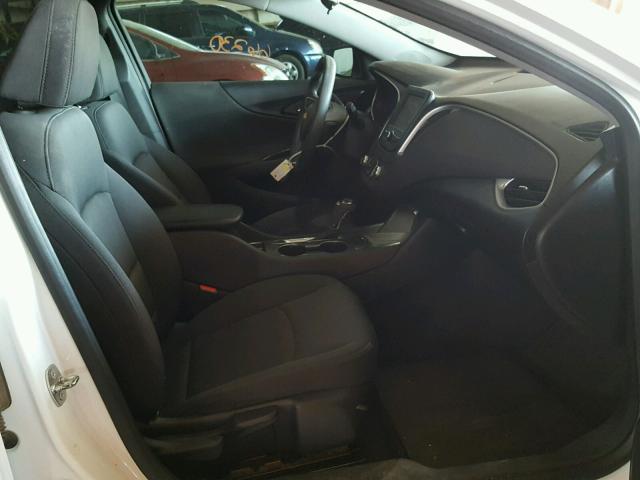 1G1ZB5ST4GF323098 - 2016 CHEVROLET MALIBU LS თეთრი ფოტო 5