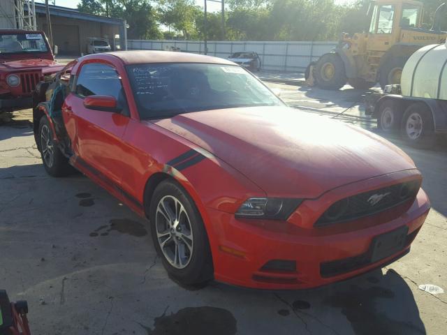 1ZVBP8AM5D5245189 - 2013 FORD MUSTANG RED photo 1