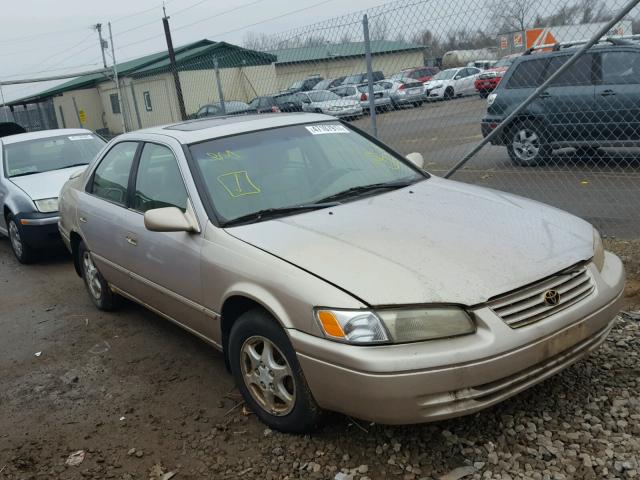 4T1BG22K8VU043656 - 1997 TOYOTA CAMRY CE GOLD photo 1