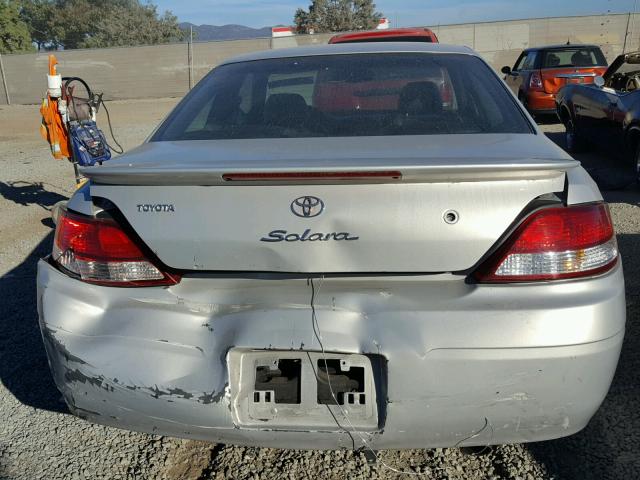 2T1CF28P11C502063 - 2001 TOYOTA CAMRY SOLA SILVER photo 9