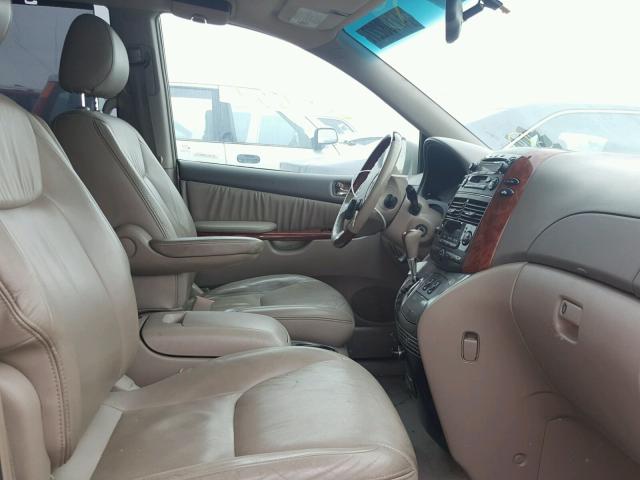 5TDZA22C04S185032 - 2004 TOYOTA SIENNA XLE BROWN photo 5