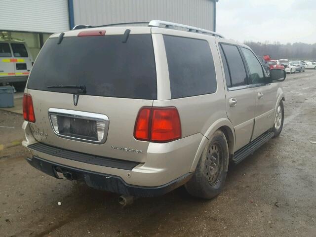 5LMFU27515LJ04684 - 2005 LINCOLN NAVIGATOR TAN photo 4