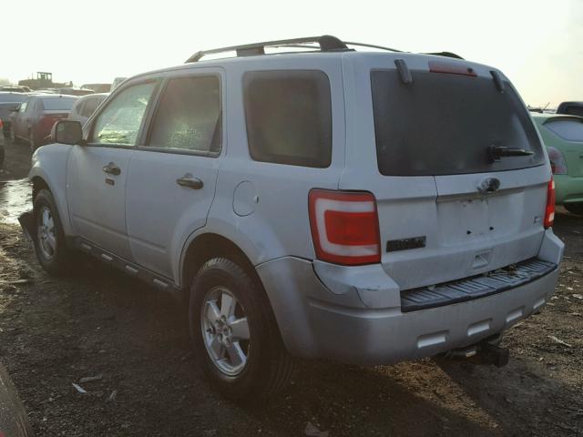 1FMCU9DG3BKA56613 - 2011 FORD ESCAPE XLT SILVER photo 3