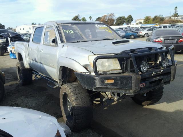 5TEMU52N56Z293799 - 2006 TOYOTA TACOMA DOU SILVER photo 1