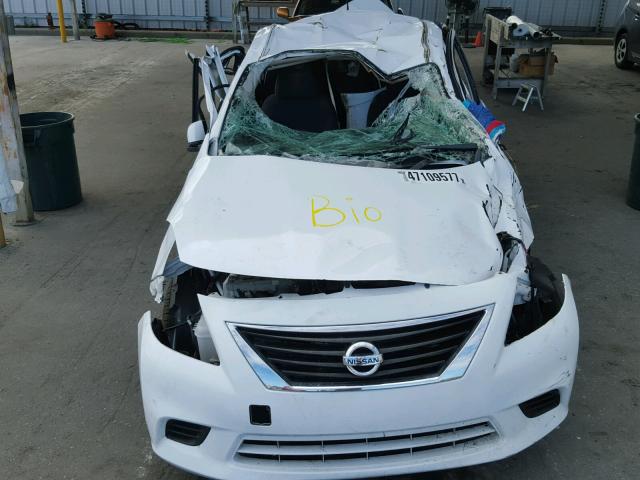 3N1CN7AP4CL889205 - 2012 NISSAN VERSA S WHITE photo 9