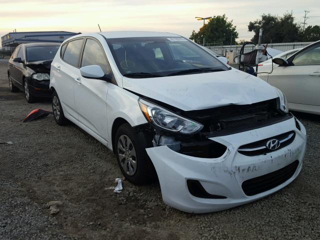 KMHCT5AE5GU245905 - 2016 HYUNDAI ACCENT SE WHITE photo 1