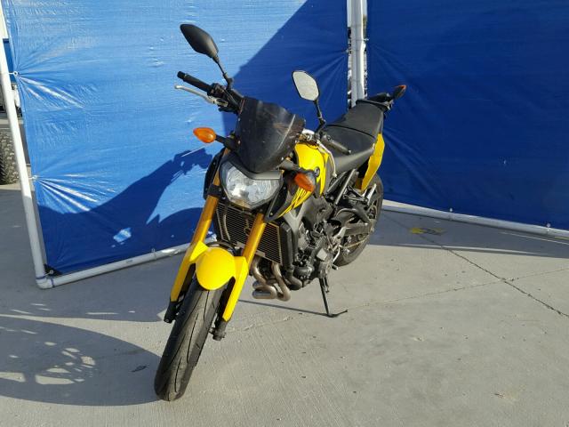 JYARN33E1FA005496 - 2015 YAMAHA FZ09 YELLOW photo 2