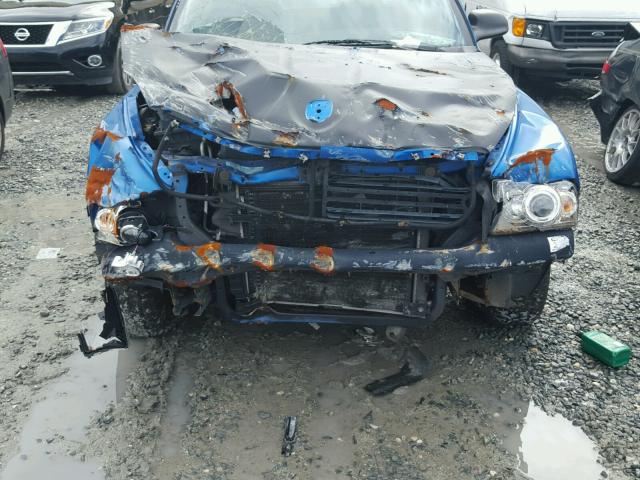 1B7GL2AXXYS634610 - 2000 DODGE DAKOTA QUA BLUE photo 9